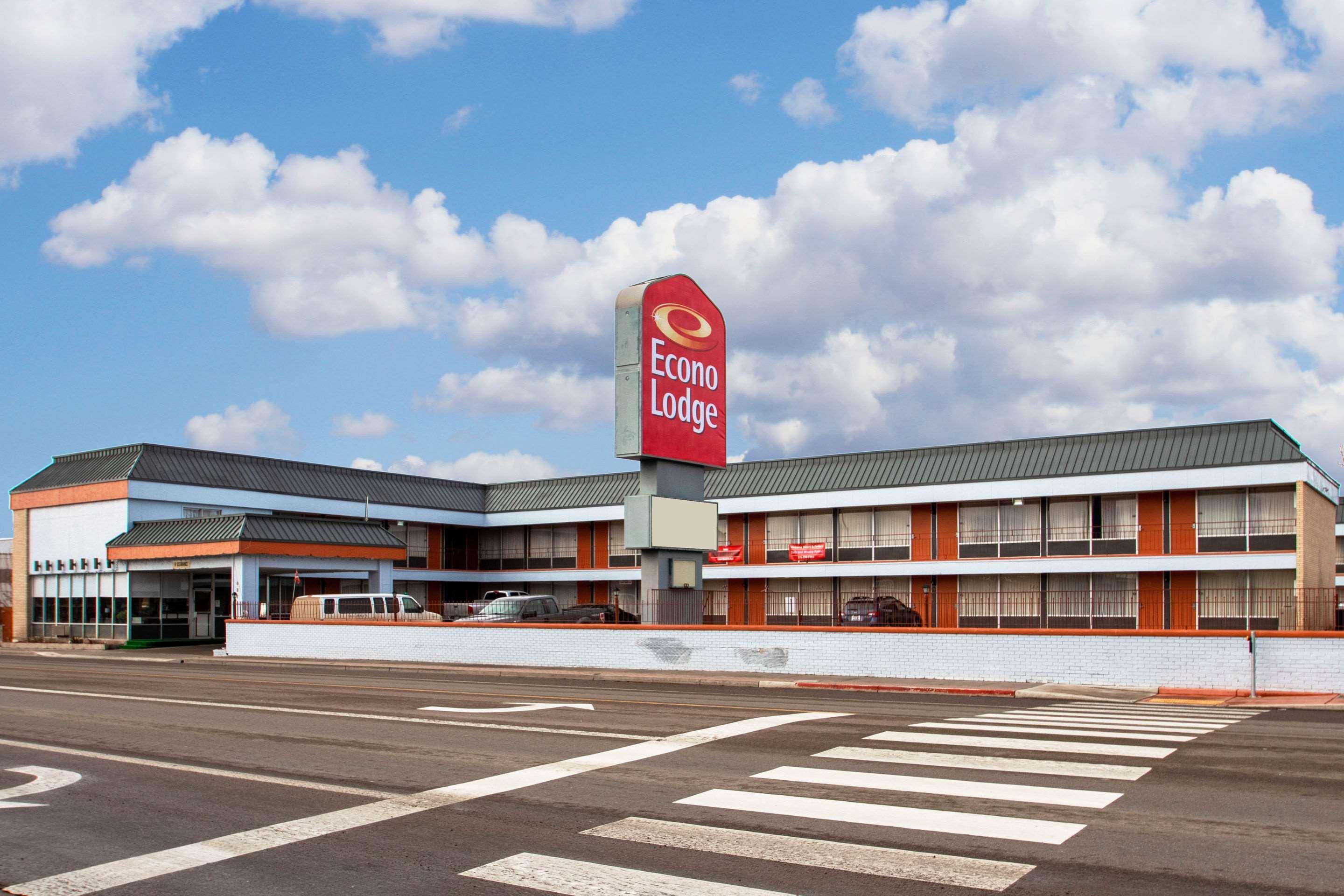 Econo Lodge Elko Downtown Area Exterior photo