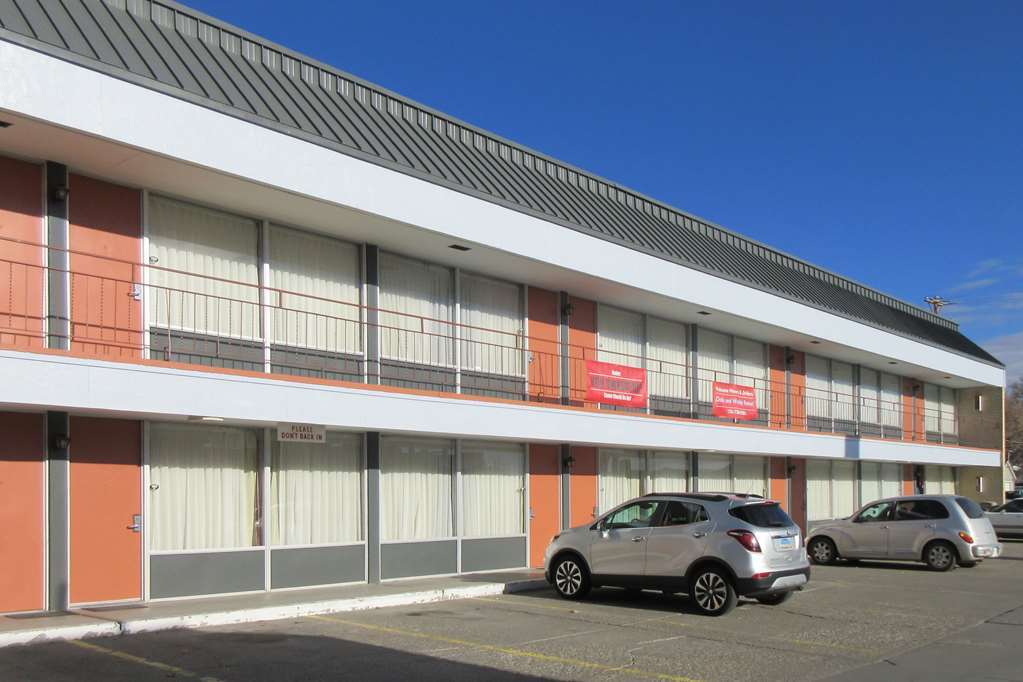 Econo Lodge Elko Downtown Area Exterior photo